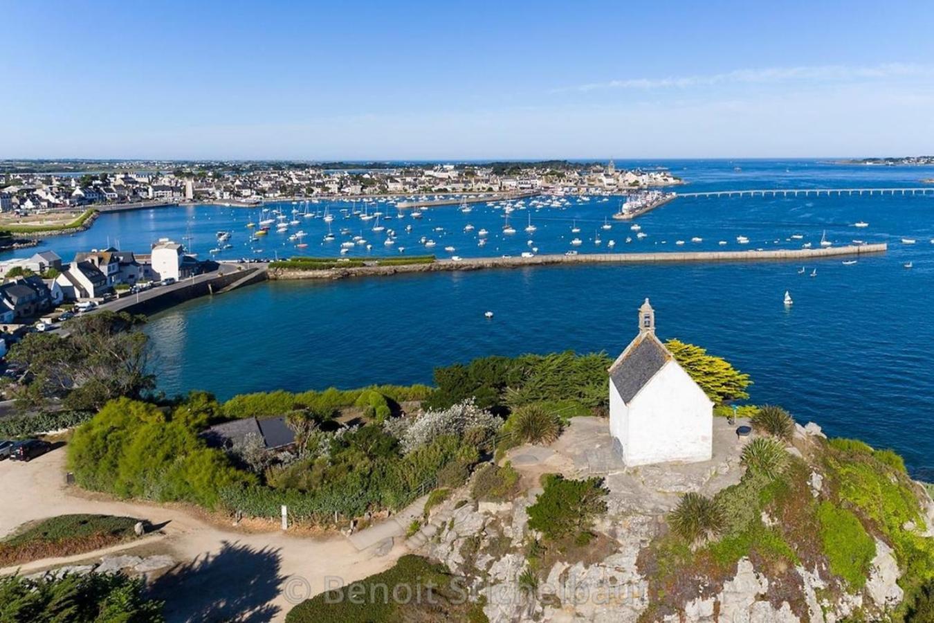 Charmante Maison De Ville A 6 Km De La Mer Lanmeur Esterno foto