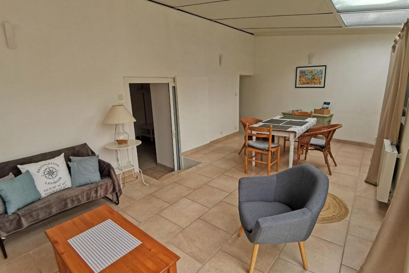 Charmante Maison De Ville A 6 Km De La Mer Lanmeur Esterno foto